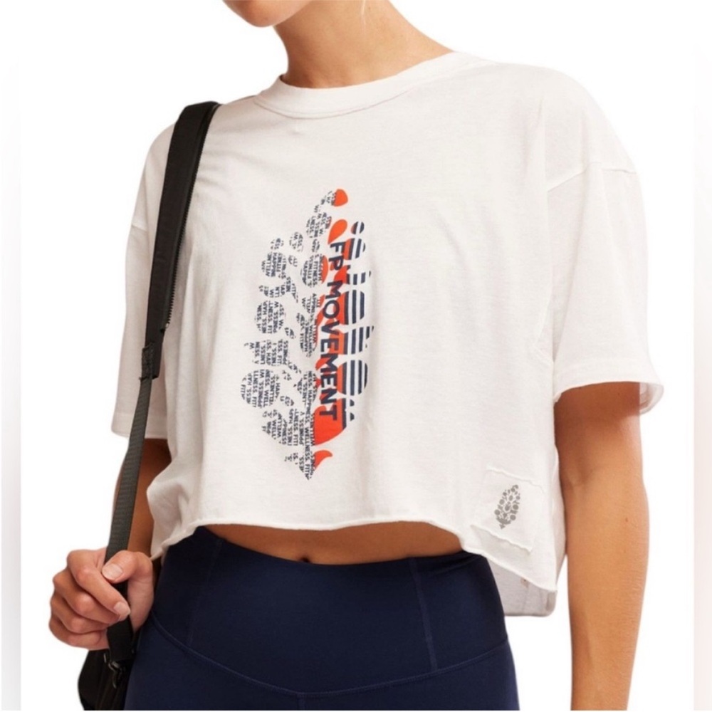{FP Movement} Inspire Logo T-Shirt in White Combo - Womens Medium - NWT - Picture 2 of 12